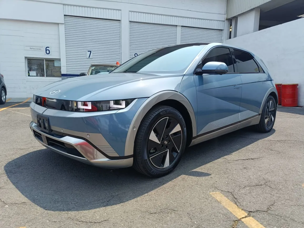 Hyundai Ioniq 2025