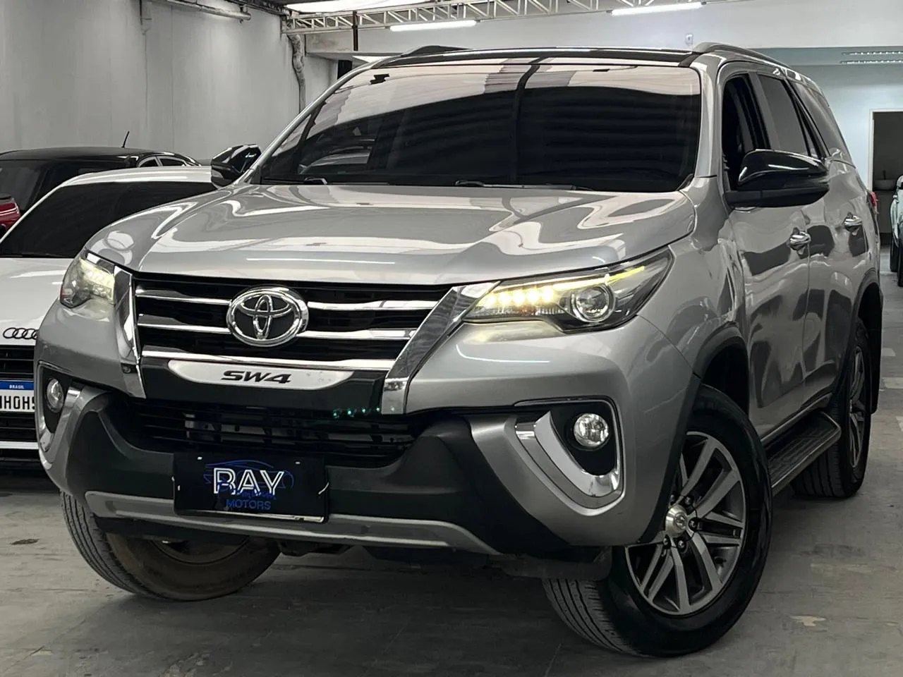 Toyota Sw4 2.8 Tdi Srx 7l 4x4 Aut. 5p