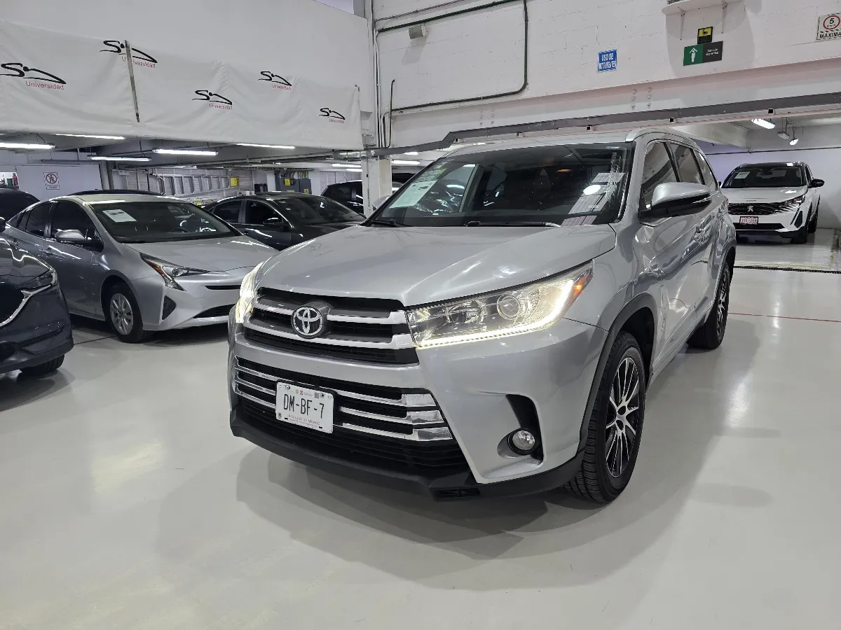 Toyota Highlander 2019 Highlander Limited Qc