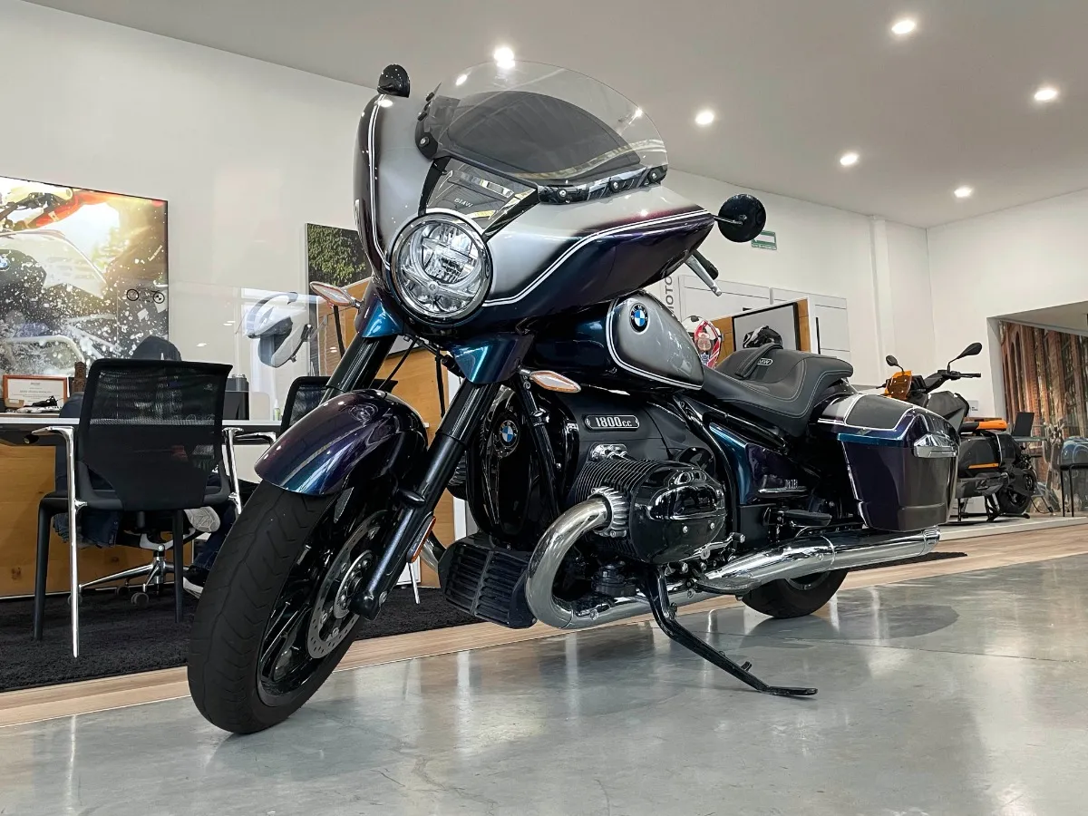 Motorrad R18 B 2022