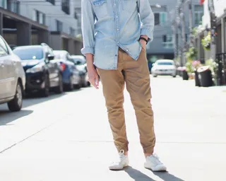 conozca las mejores combinaciones de pantalones joggers 