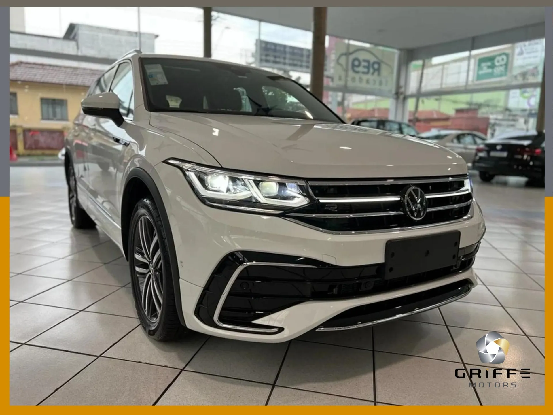 Volkswagen Tiguan 2.0 300 Tsi Gasolina Allspace R-line Autom