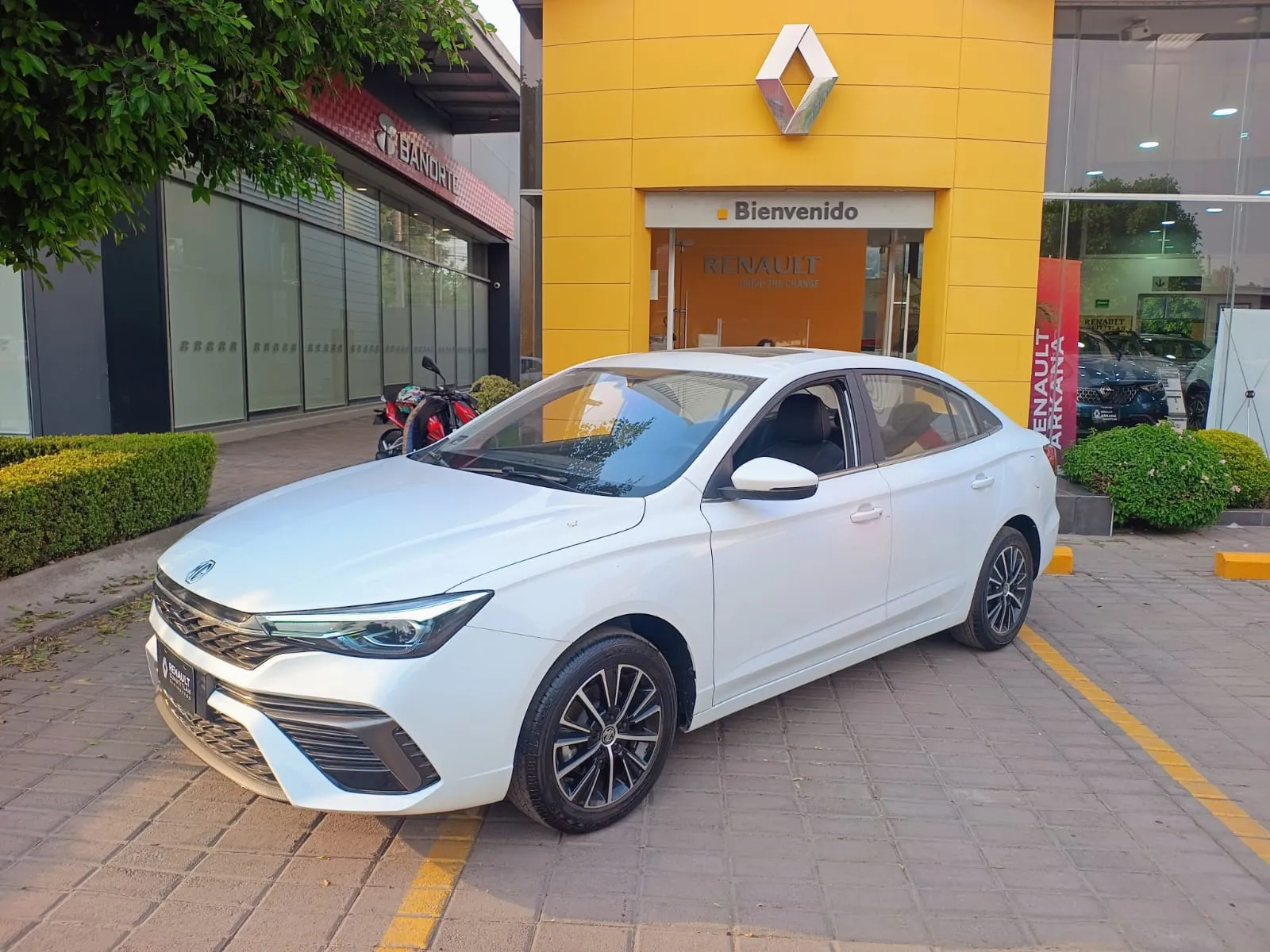 Mg Mg5 2025