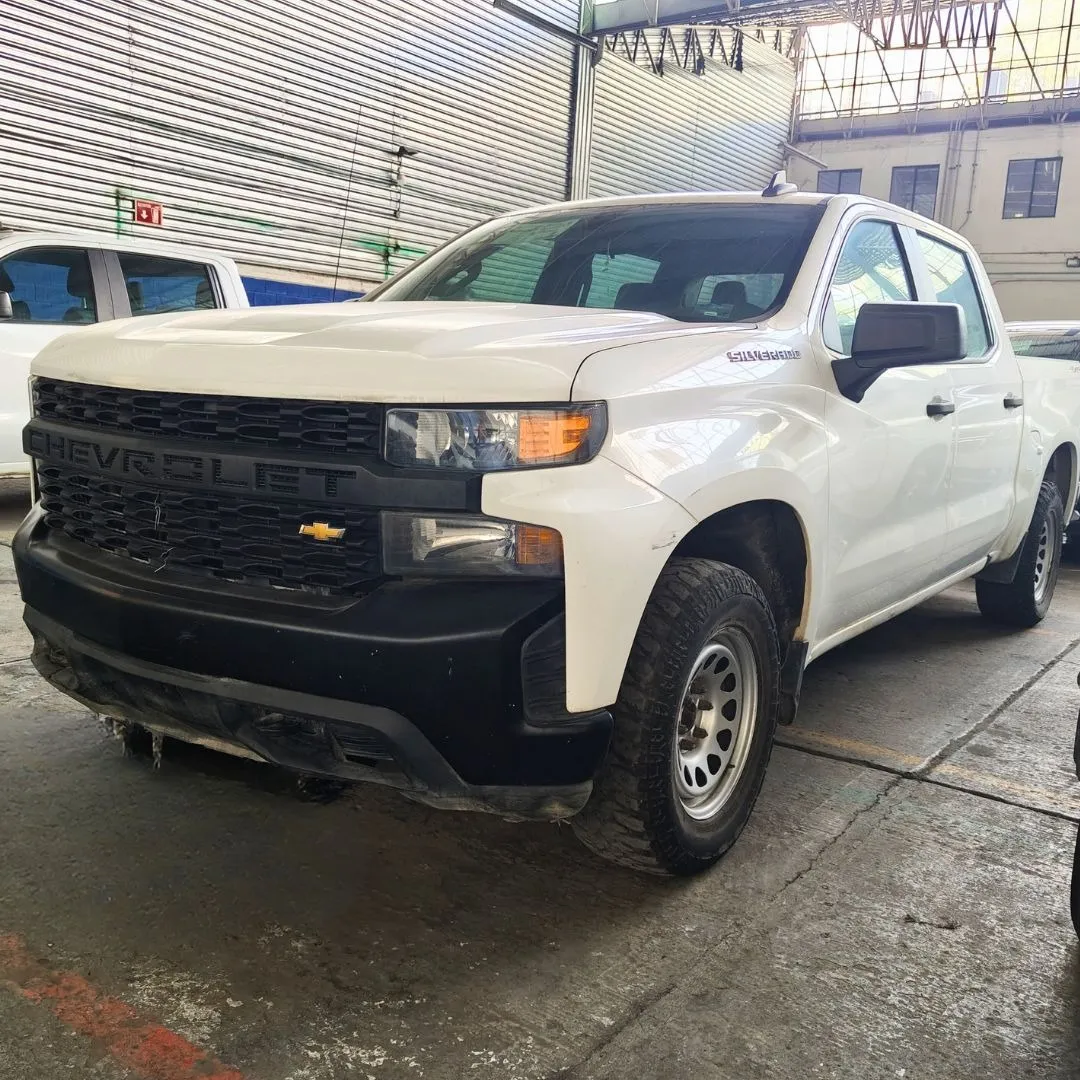 Chevrolet Silverado 4.3lt V6 Doble Cabina 4x4 2020