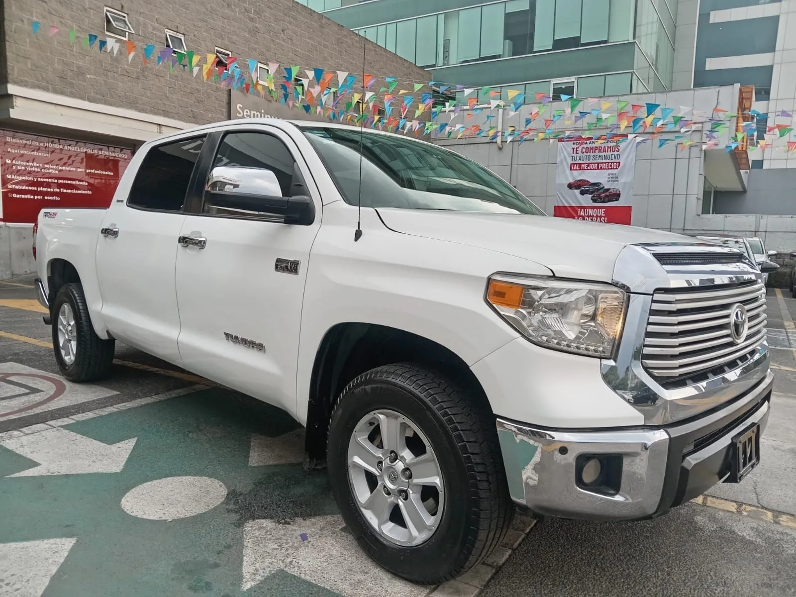 Toyota Tundra 2017
