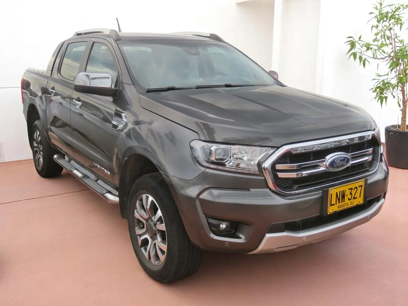 Ford Ranger 3.2 Limited Lnw327