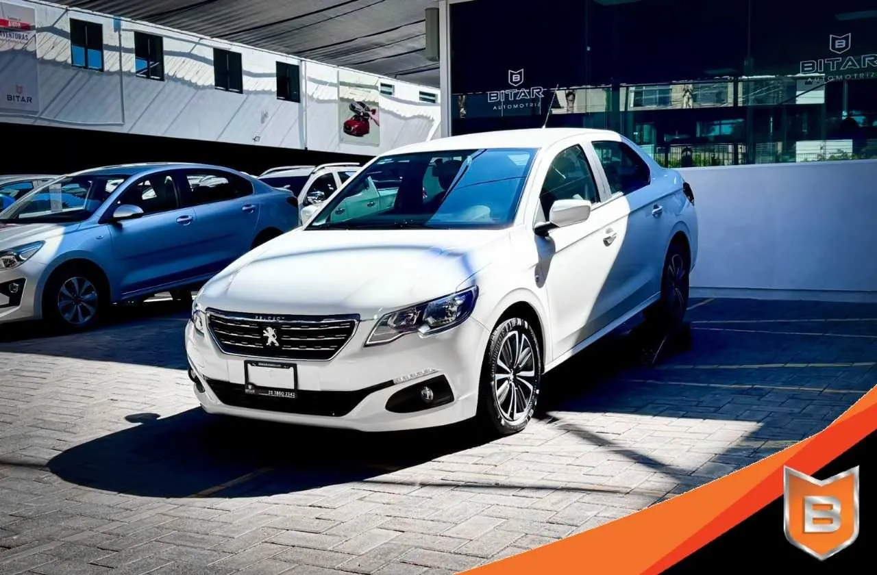 Peugeot 301 1.6 Allure At