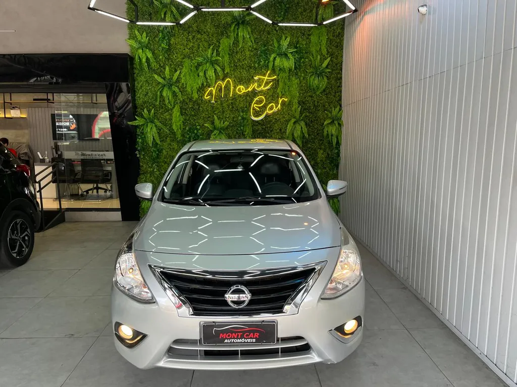 Nissan Versa Flex Manual