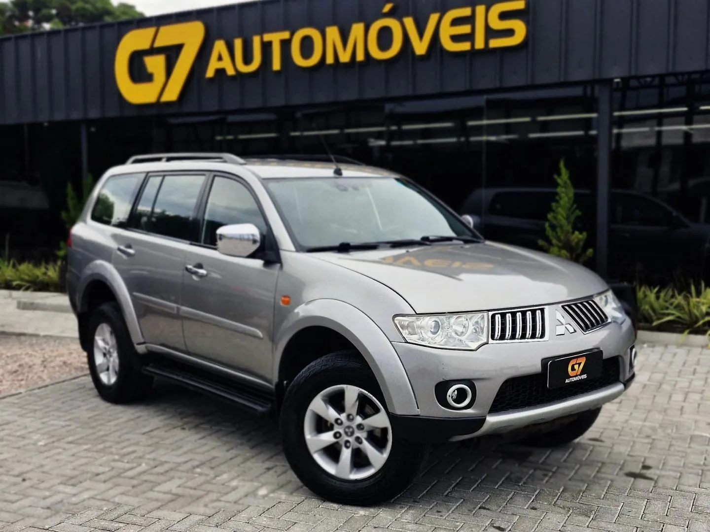 Mitsubishi Pajero Dakar D 2012