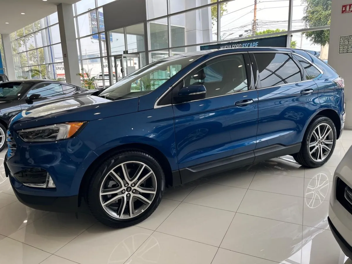 Ford Edge Titanium 2024