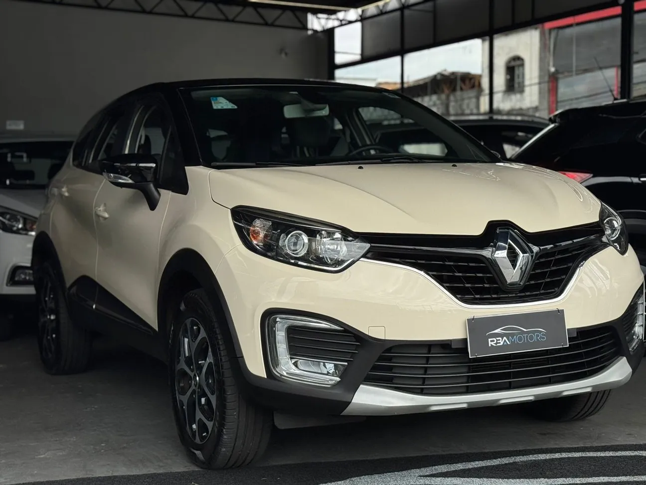 Renault Captur 1.6 16v Sce Intense