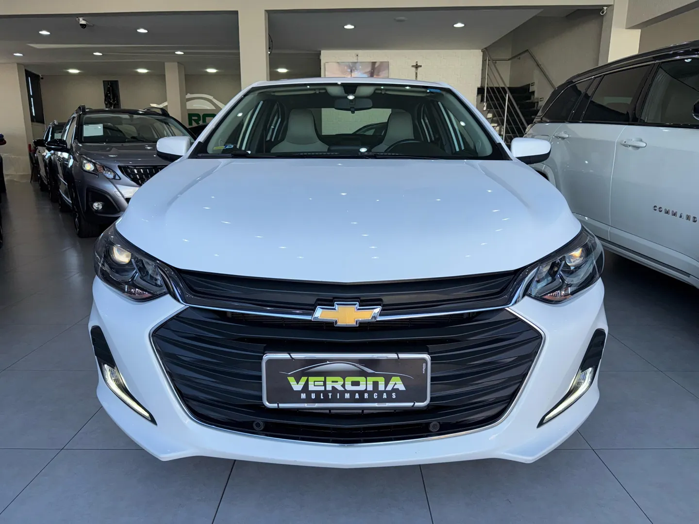 Chevrolet Onix 1.0 Turbo Flex Plus Premier Automático