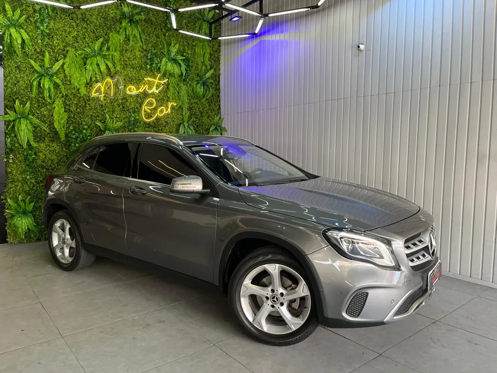 Mercedes Benz Gla-200 Flex Automático
