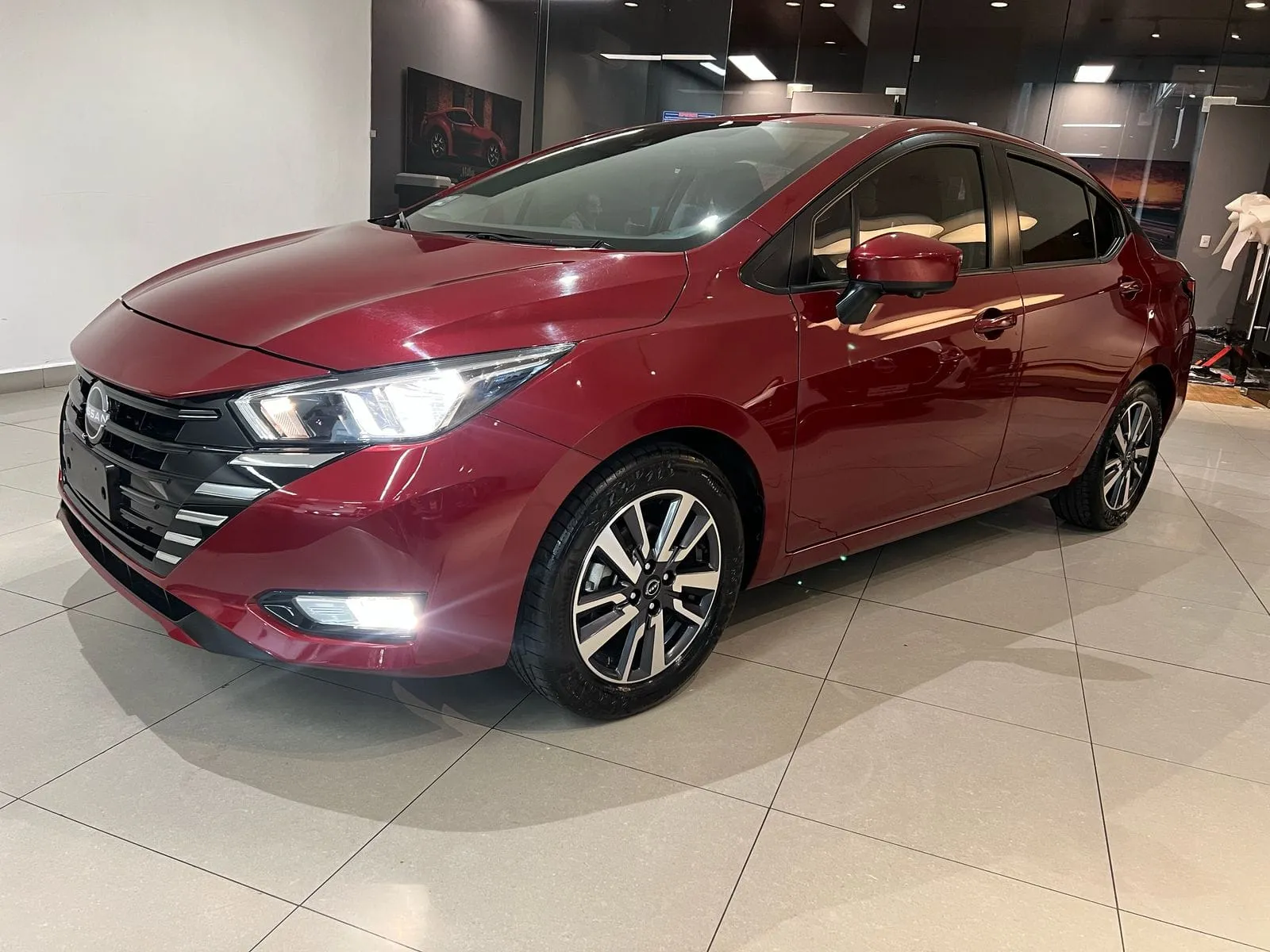 Nissan Versa 2024