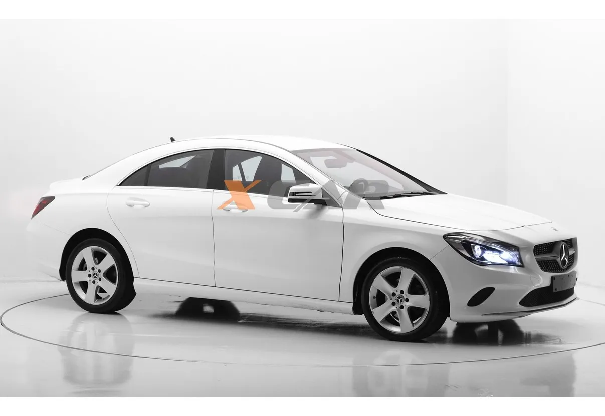 Mercedes-benz Cla 180 1.6 Cgi 7g-dct