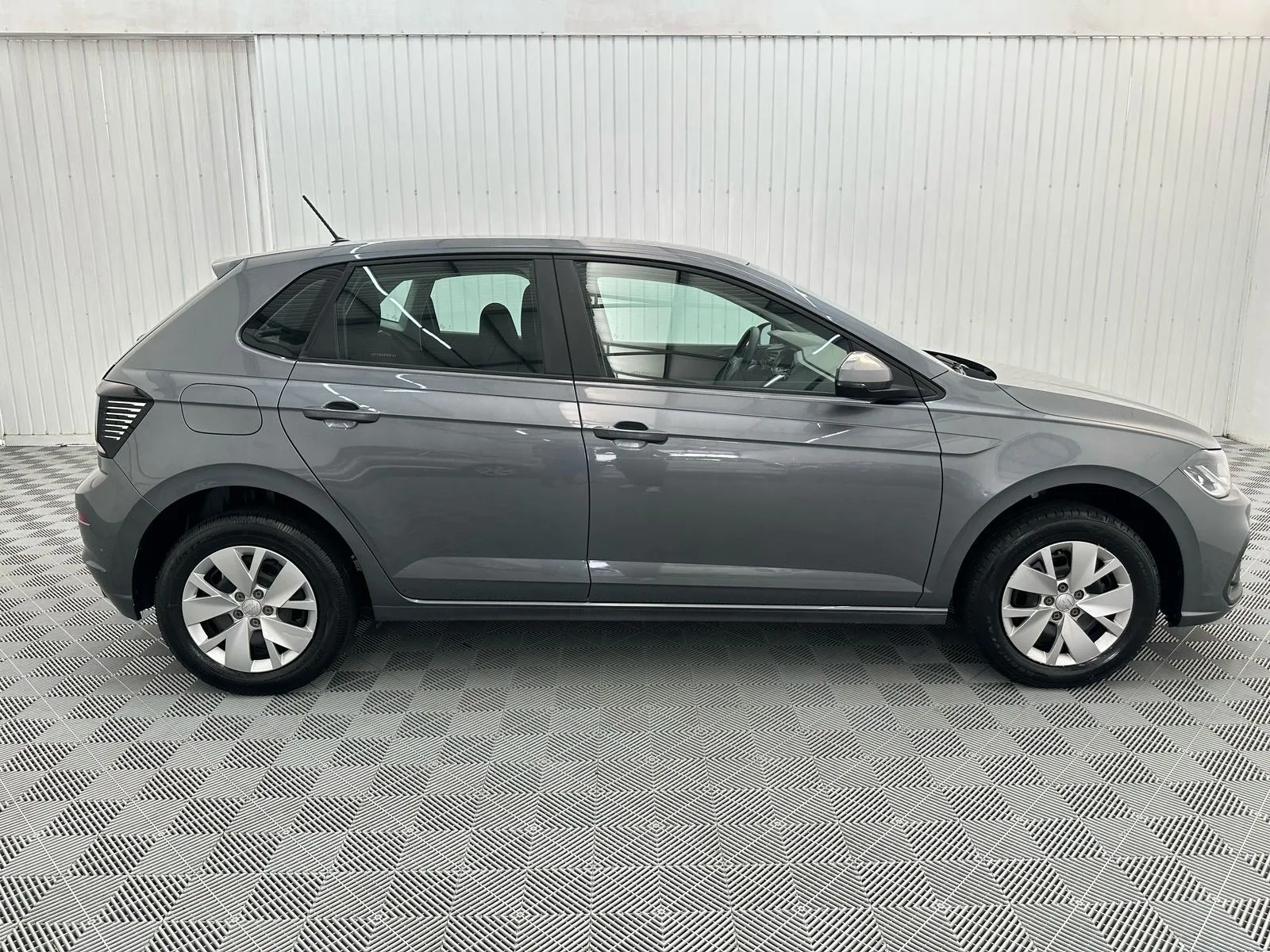 Volkswagen Polo 1.0 Highline Tsi Aut. 5p