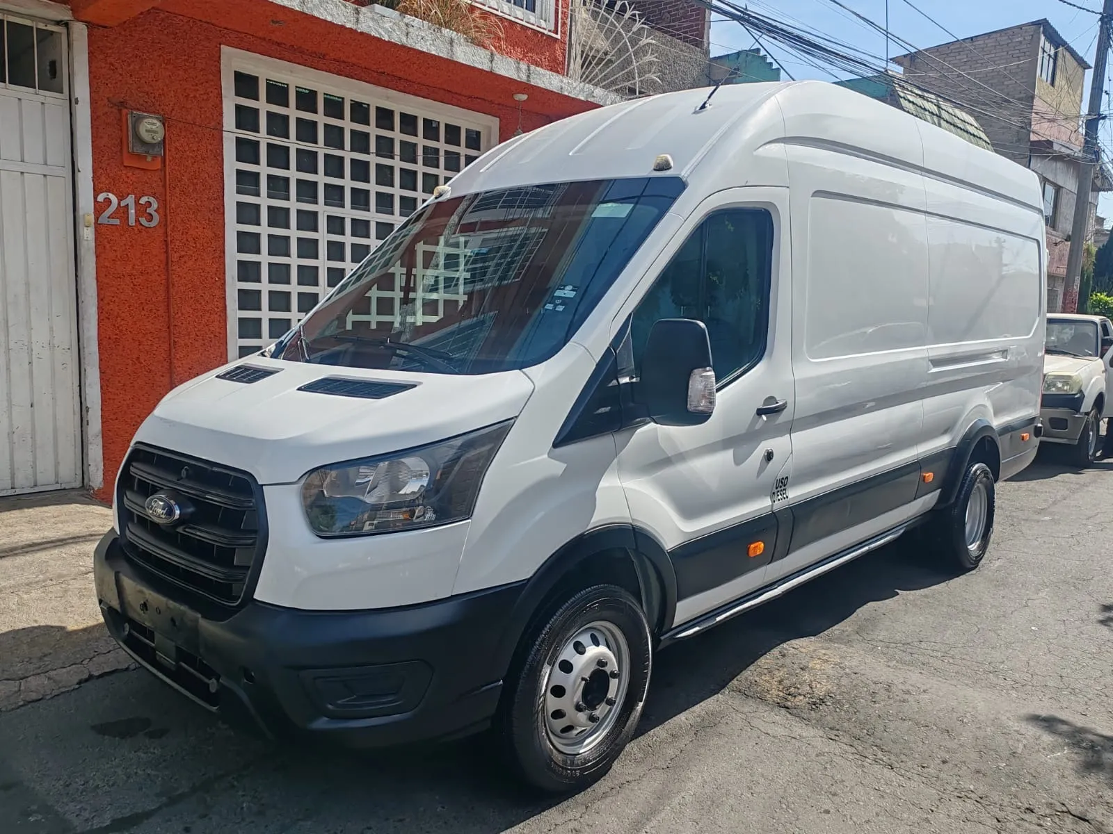 Ford Transit 2.2 Modelo 2021  Van Larga Techo Alto Custom Mt