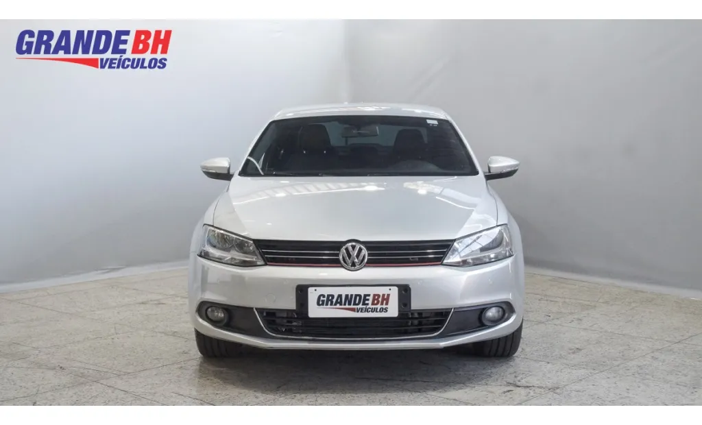 Volkswagen Jetta 2.0 Comfortline 120cv Flex 4p Manual
