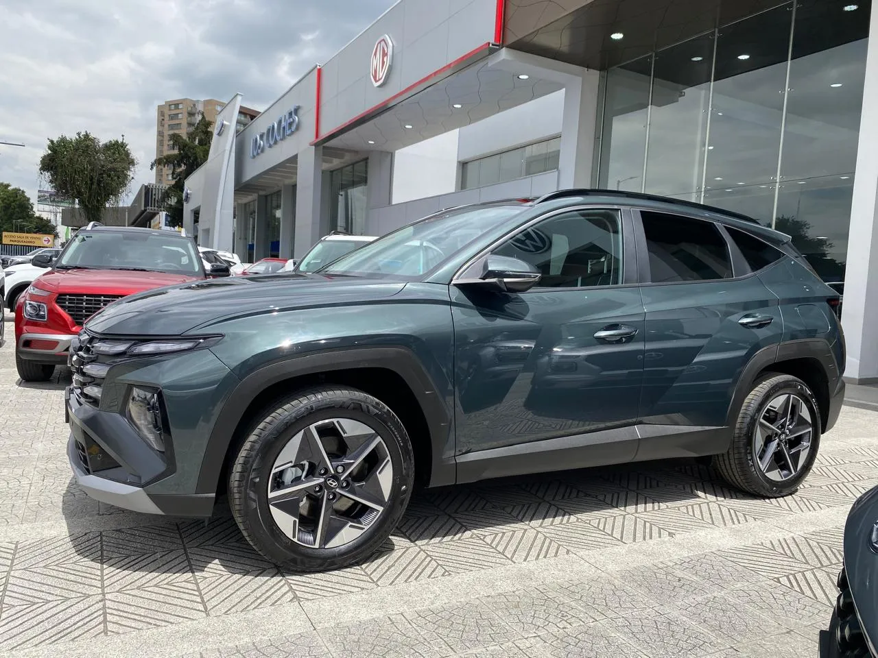 Hyundai Tucson Premium Hybrida