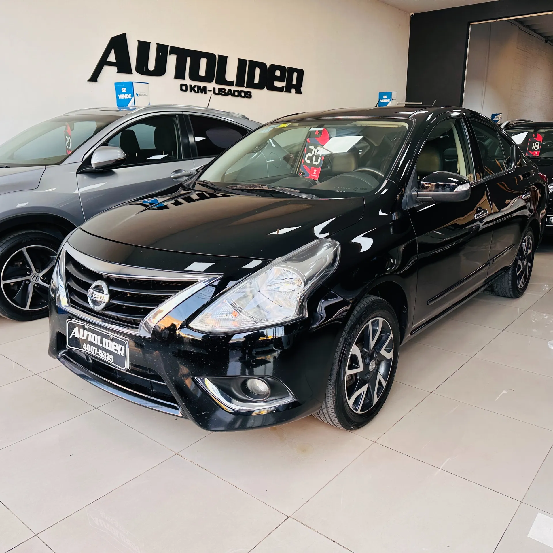 Nissan Versa 1.6 Exclusive At