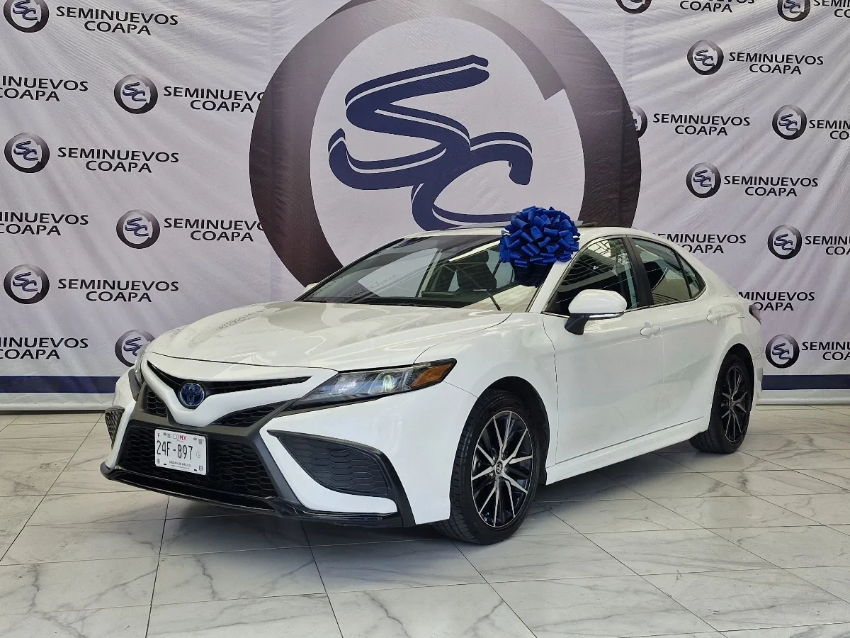 Toyota  Camry  2023