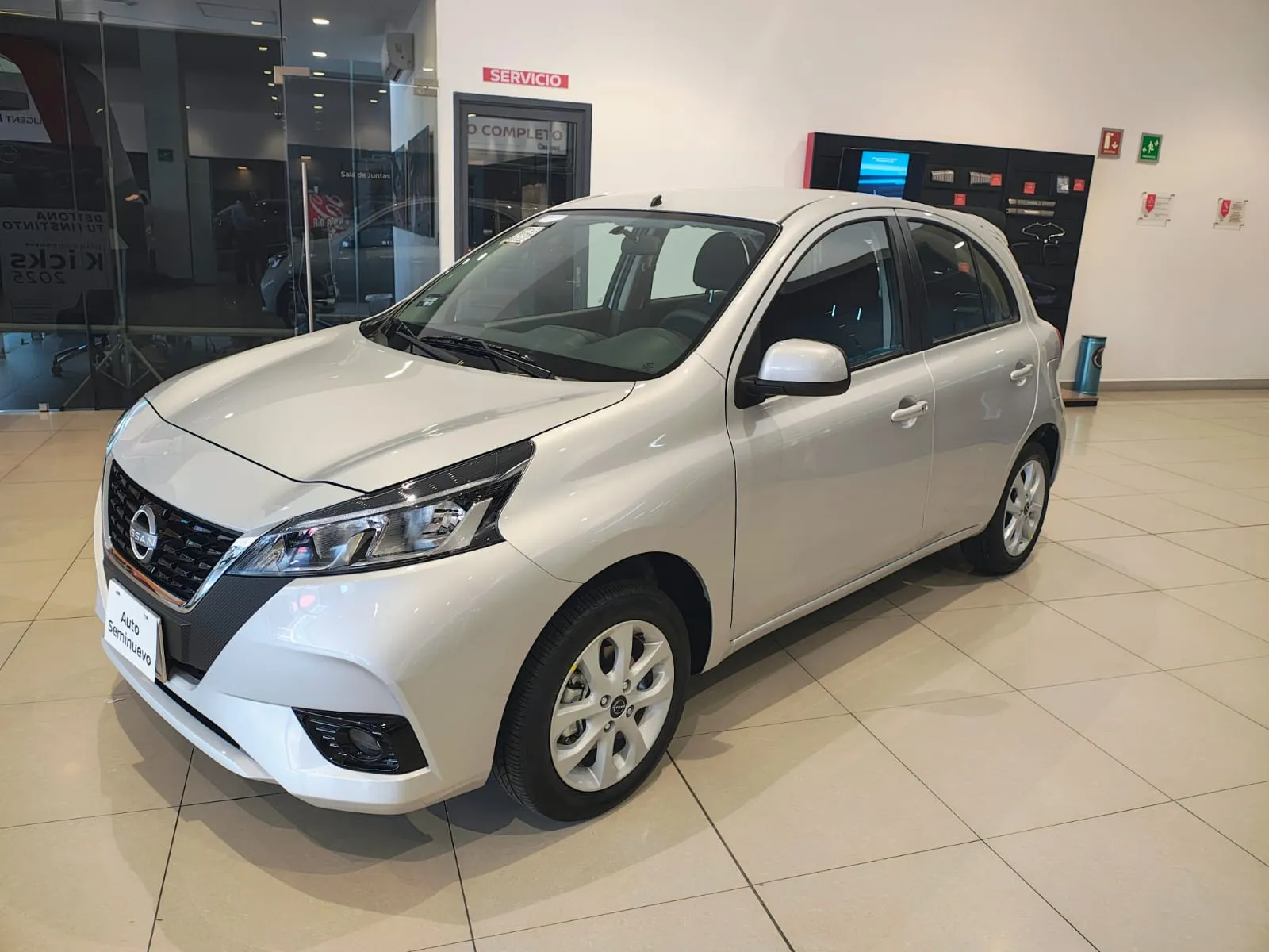 Nissan March 2024