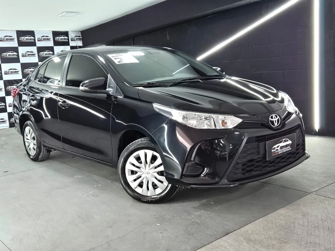 Toyota Yaris 1.5 16v Flex Sedan Xl Live Multidrive