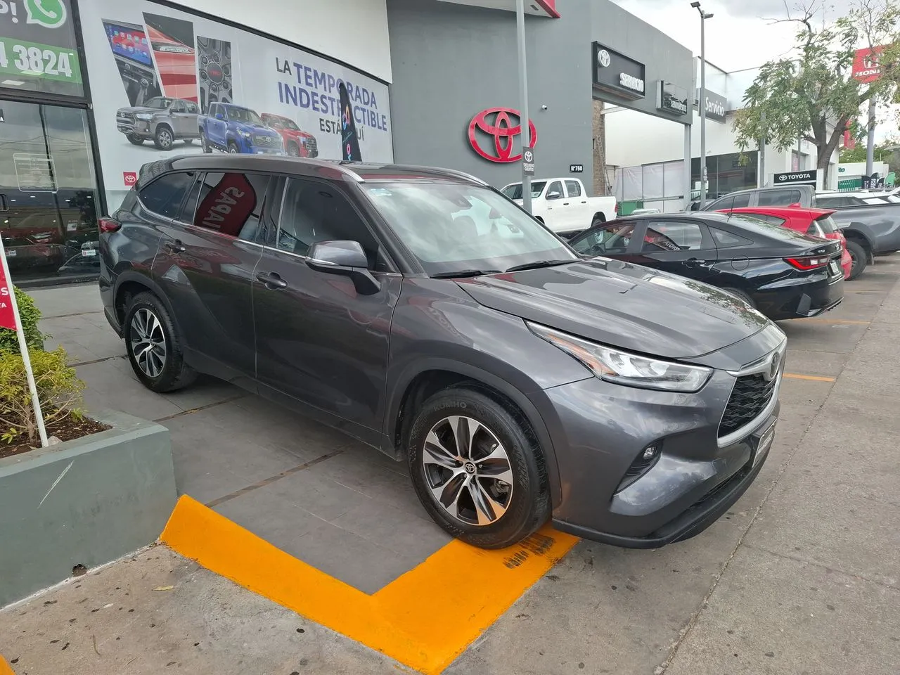 Toyota Highlander 2021
