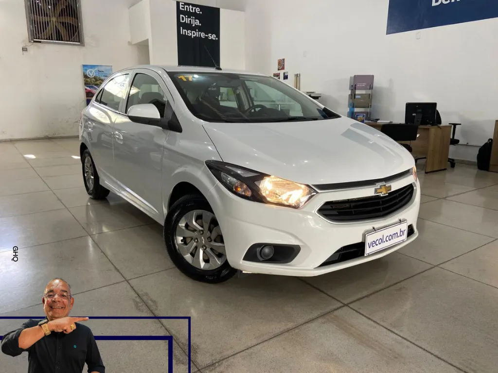 Chevrolet Onix Hatch 1.0 4p Flex Lt