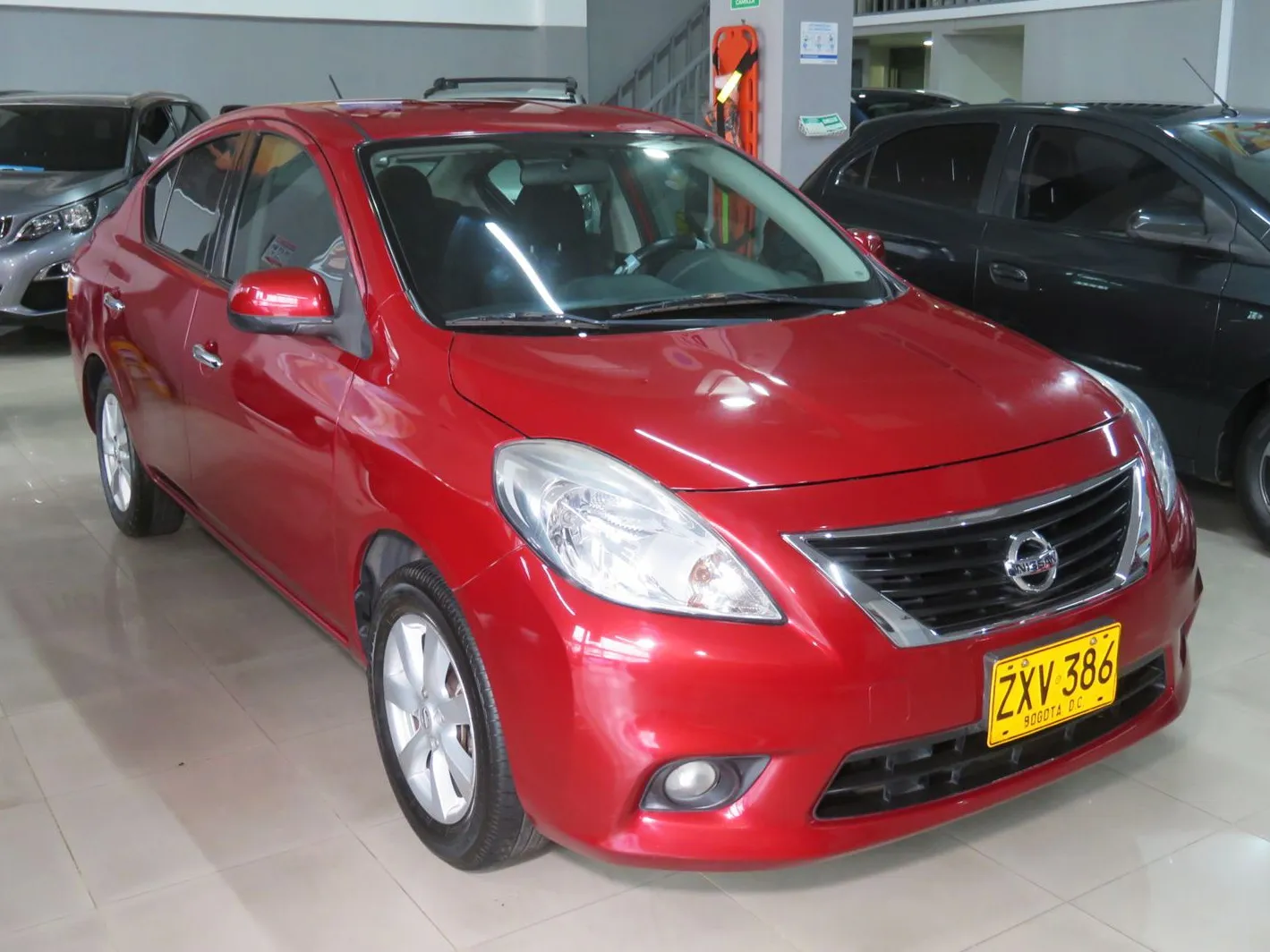 Nissan Versa 1.6 Advance Zxv386