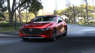 Mazda 3 Hatchback Signature Soul Crystal 2026