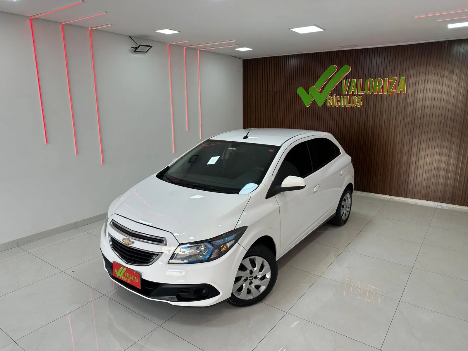 Chevrolet Onix Hatch Lt 1.4 8v Flexpower 5p Mec. 2014/20...