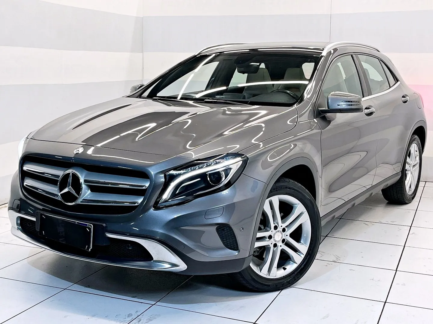 Mercedes-benz Gla 200 1.6 Cgi Vision 16v Turbo Flex 4p Autom
