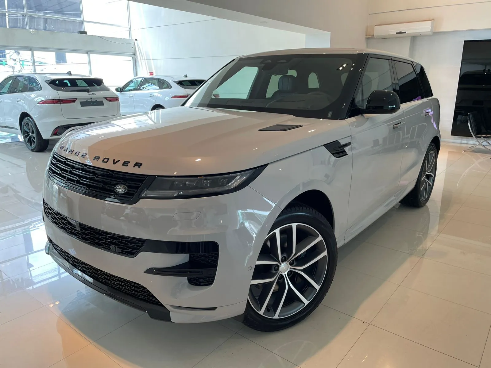 Land Rover Range Rover Sport 2025