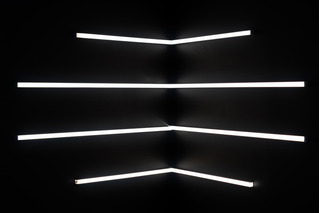 Conocé las diferencias prácticas entre perfil de led y cinta led.