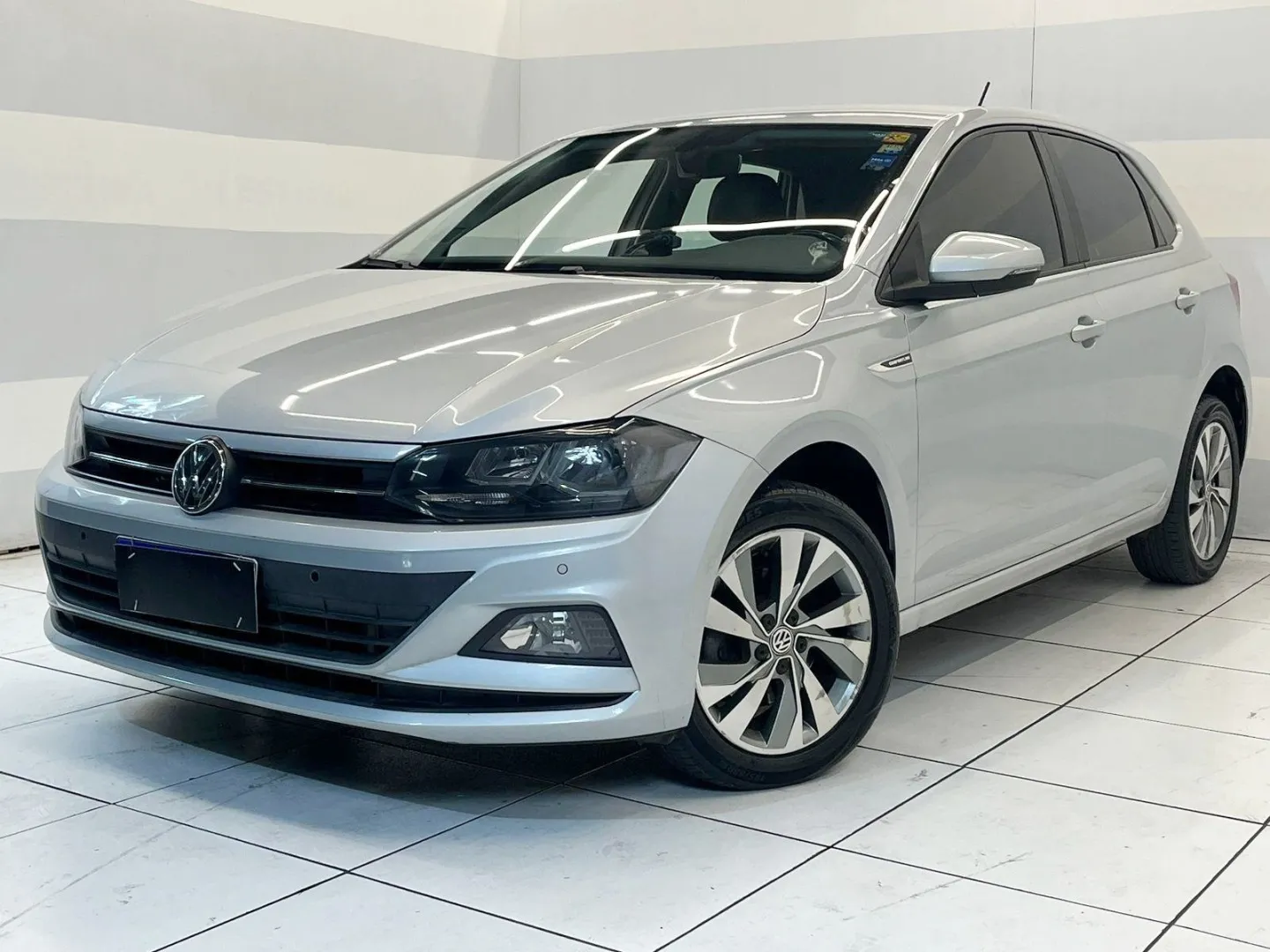 Volkswagen Polo 1.0 200 Tsi Comfortline Automático