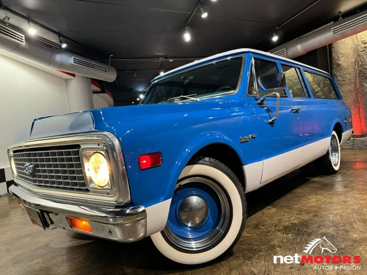 Chevrolet Suburban 1972