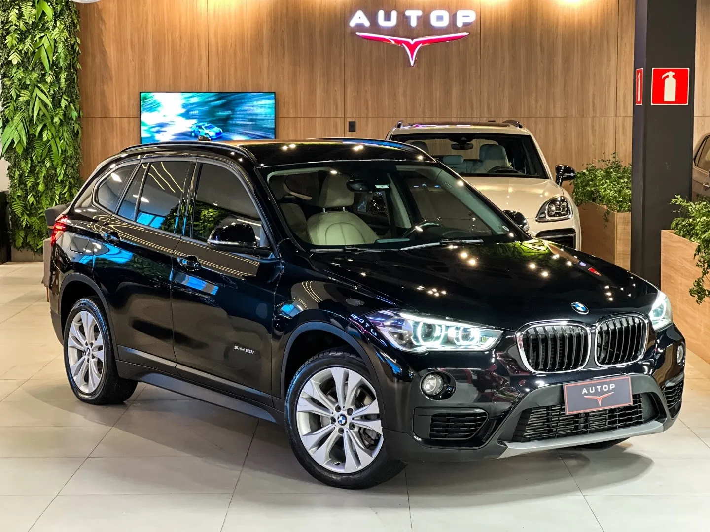 Bmw X1 2.0 16v Turbo Activeflex Sdrive20i 4p Automático