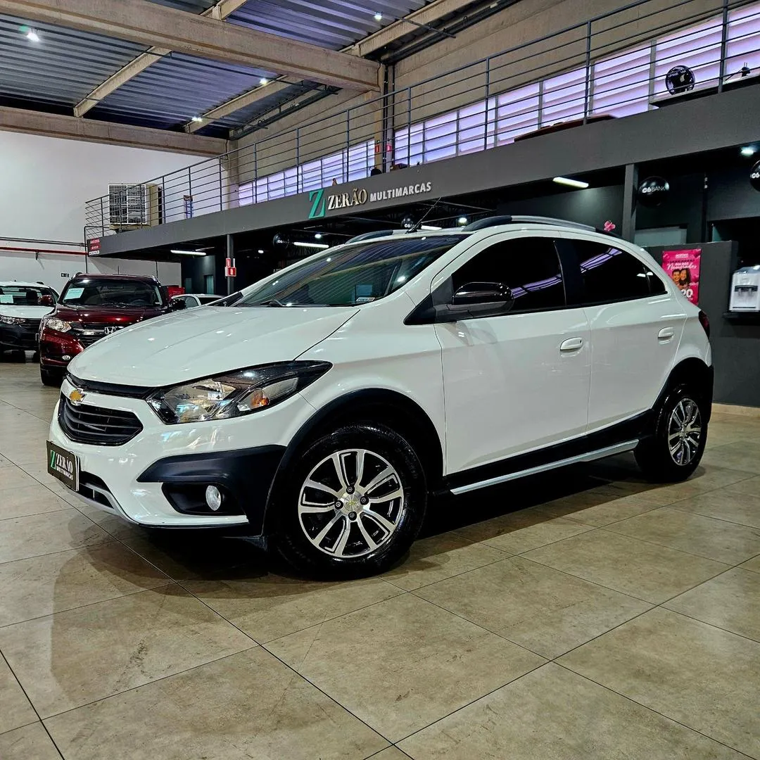 Chevrolet Onix 1.4at Act 2018