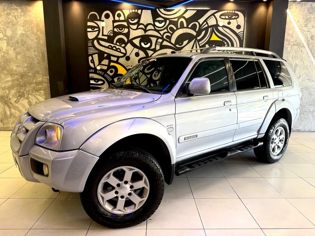 Mitsubishi Pajero Flex AutomĂĄtico