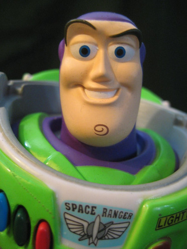 muñeco astronauta de toy story