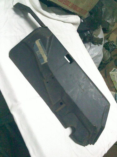 Suporte Lateral Tampao Porta Mala Monza Hatch Ld Gm Original