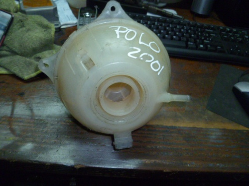 Vendo  Tanque De Coolant De Volkswagen Polo Año 2001