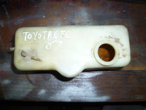 Vendo Tanque De Coolant De Toyota Modelo F