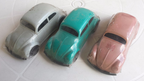 Fusca - Plastico Vazado - Lote Com 3 - Marca Rezen Tec (Usado)