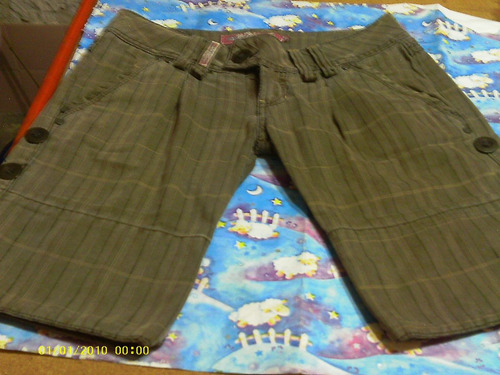 Bermuda Nautica- De Gabardina De Jean En Tostados Militares