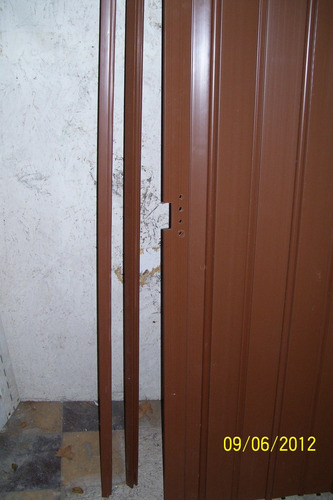 Imagen 2 de 3 de Puerta Plegable Nueva C Faltantes. 70 Cm X 208 Cm.