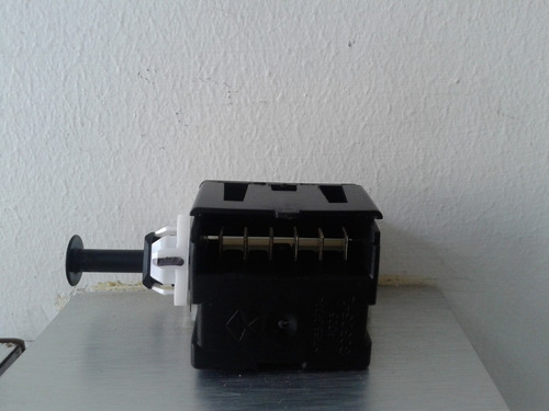 Imagen 5 de 10 de Valvula Interruptor Freno Jeep Grand Cherokee 11/15 Mopar Sp