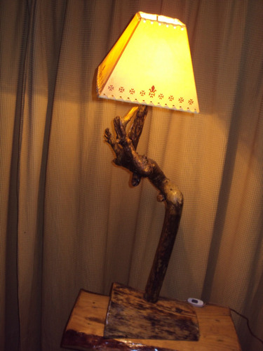 Lámpara  Artesanal Madera Nativa (art 665)