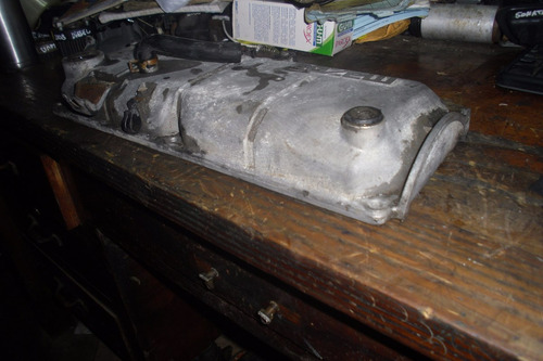 Imagen 2 de 3 de Vendo Tapa Valvula De Motor De Mazda 323, Año 1997